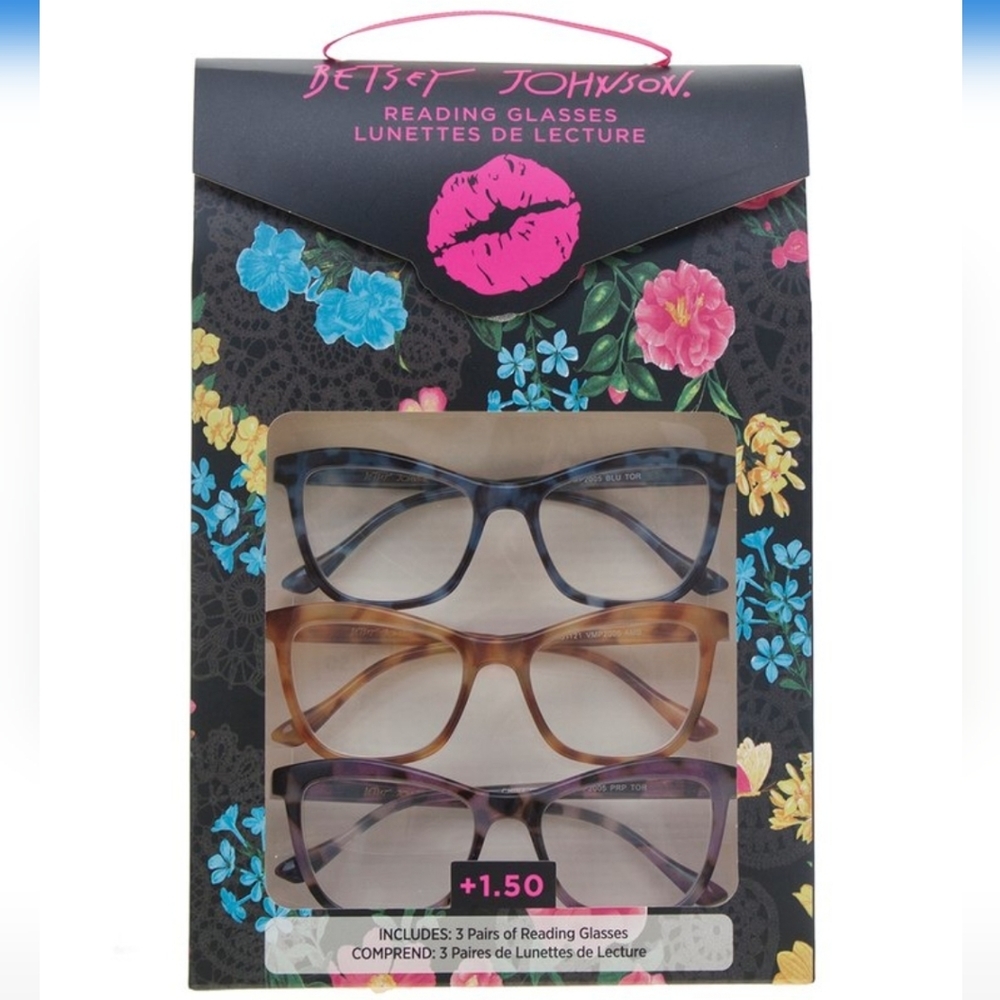 🆕️ BETSEY JOHNSON  TORTOISE CAT EYE READERS - SET OF 3